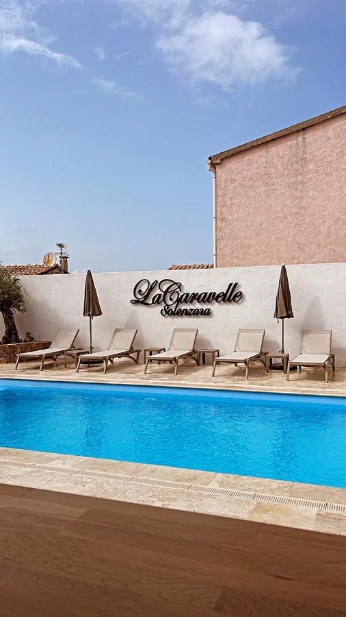 Hotel Restaurant La Caravelle サリ・ソランザラ エクステリア 写真