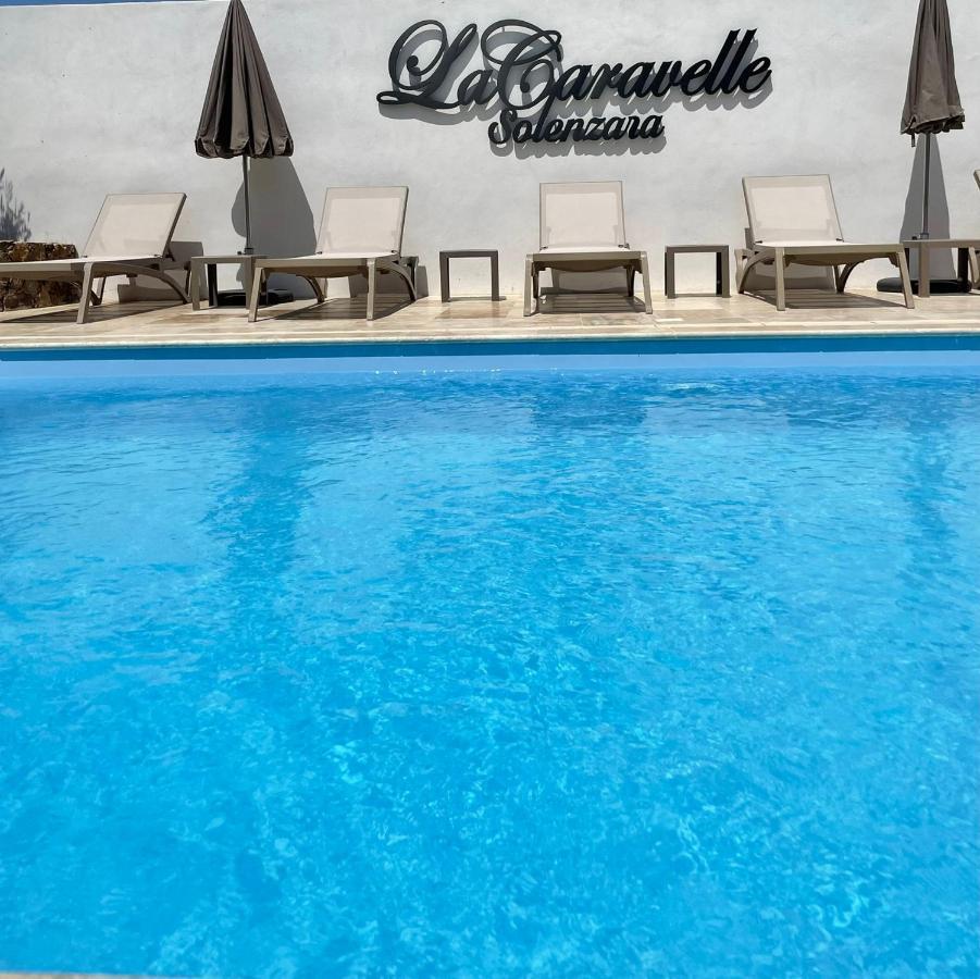 Hotel Restaurant La Caravelle サリ・ソランザラ エクステリア 写真